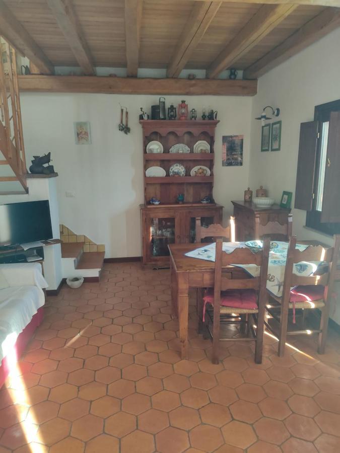 Вилла Antica Casa Dei Contadini Di Орозеи Экстерьер фото